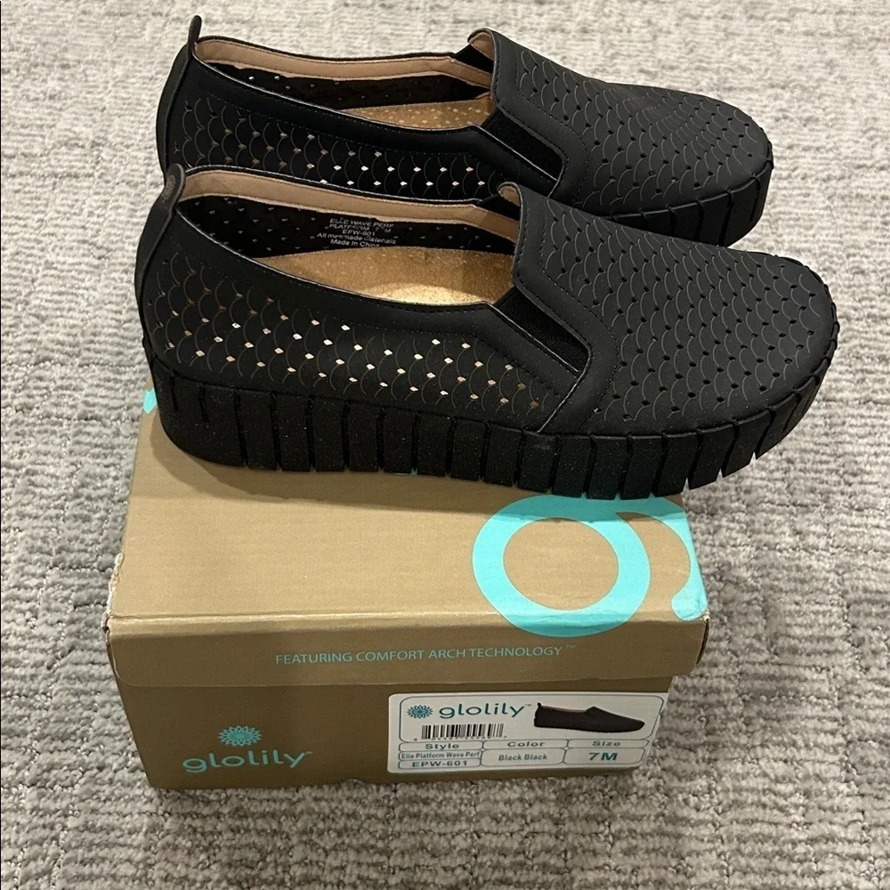 Glolily Elle Platform Wave Perforated Black 7